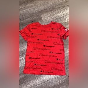 Champion boys medium t-shirt ♡.